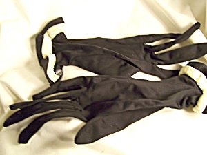 Vintage Black Gloves With Ruffled Top