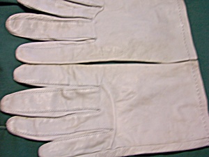 Grandoe Grey Leather Gloves 7 1/2 Soapable