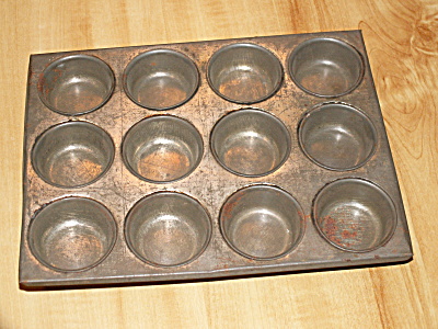 Vintage Small Mini 12 Cup Muffin Cupcake Mold Tin Baking Pan Bakeware