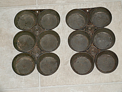 2 Primitive Antique Tin Low 6 Cup Muffin Mold Baking Pans Bakeware