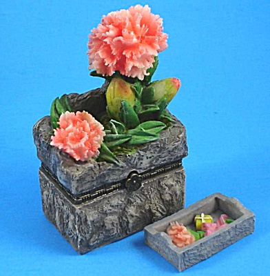 Direct Connection Resin Carnation Trinket Box