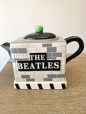 Beatles Abby Road Tea Pot