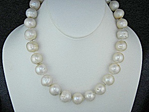 Keshi Reborn Baroque Pearls Gold Clasp Necklace